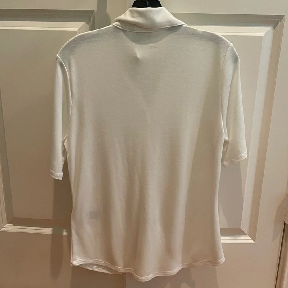 Banana Republic White Button Up Short Sleeve Shirt - Picture 2 of 4